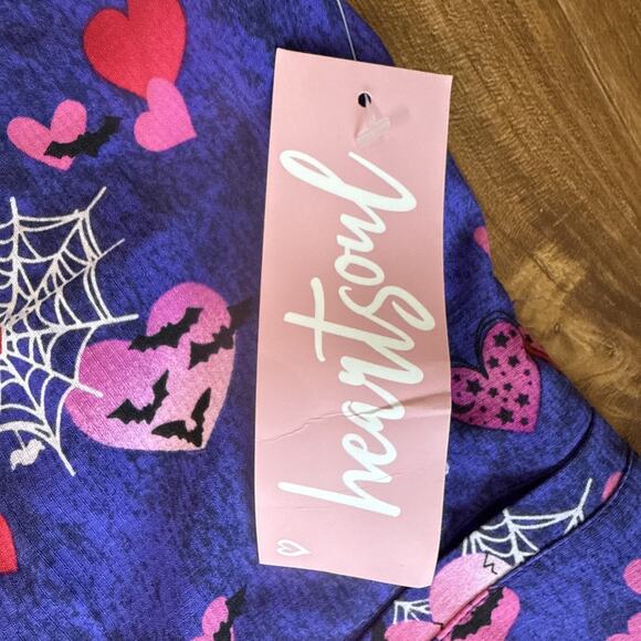 Cheers‎ Witches HeartSoul Scrubs Print V Neck Top Halloween XL NEW NWT - Picture 3 of 7